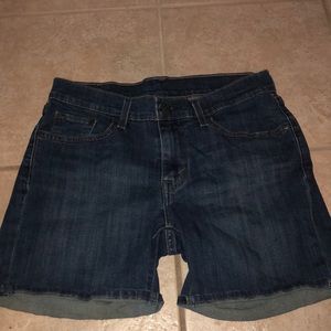 Levi’s shorts